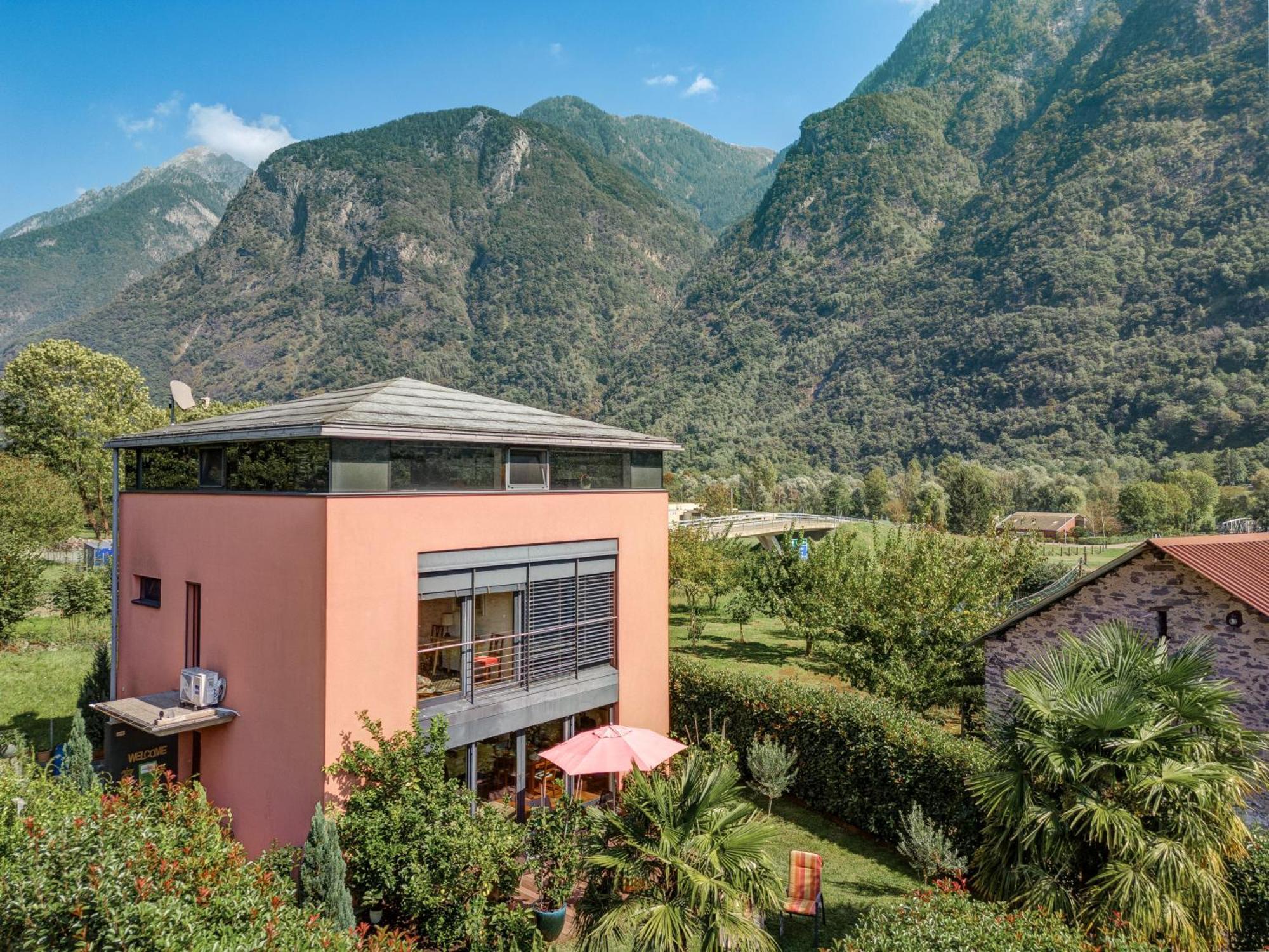 Casa Oliver, Tra La Calanca E I Castelli Di Bellinzona Grono Exterior foto