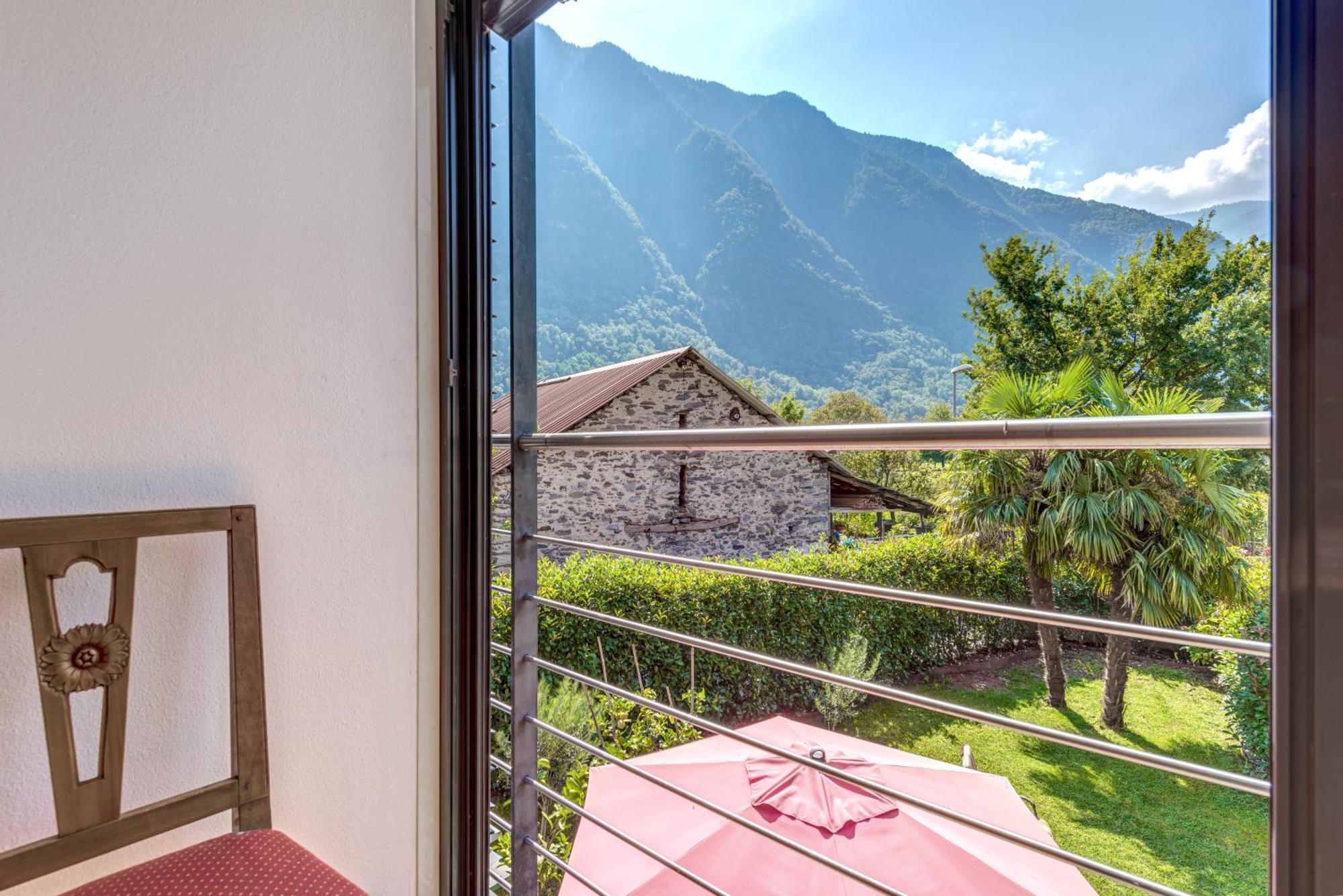 Casa Oliver, Tra La Calanca E I Castelli Di Bellinzona Grono Exterior foto